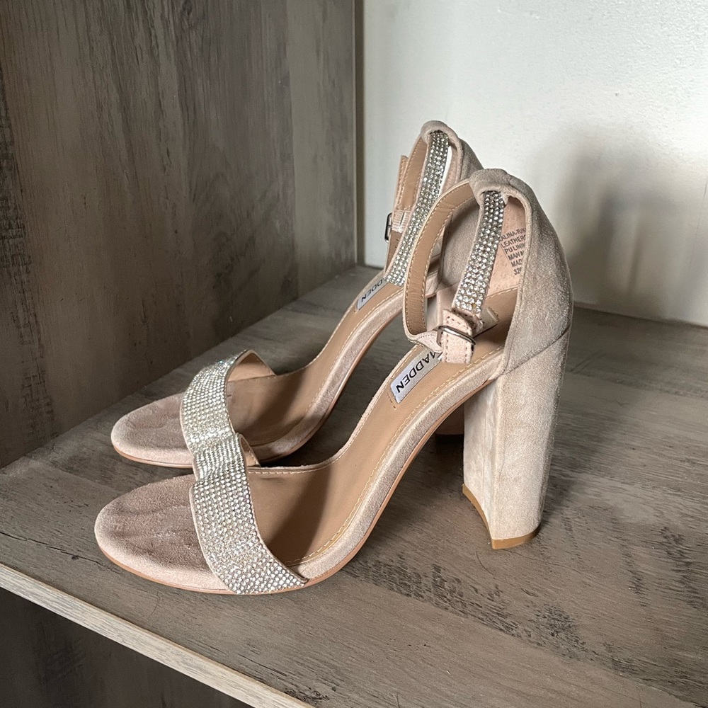 Steve Madden Carrson Rhinestone Sandal - Size 6